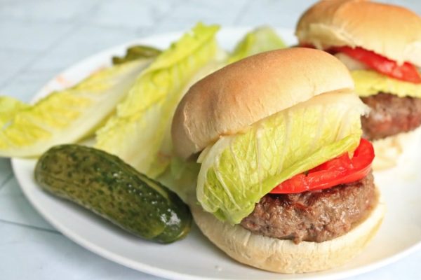 Why You Ought to Add Baking Soda to Your Burgers