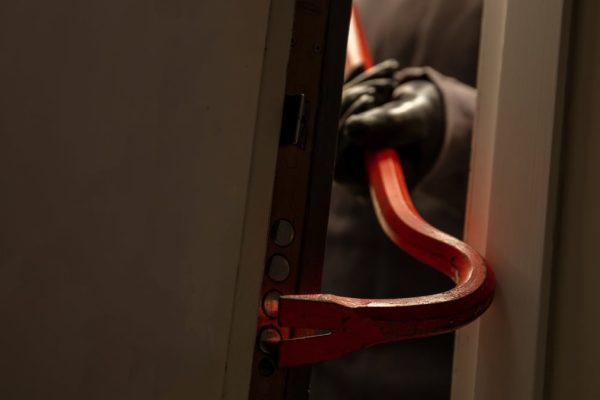 12 Low-Tech Methods to Defend Your House From an Intruder