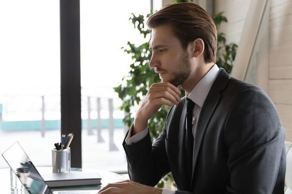 4 Methods To Enhance Your LinkedIn Presence