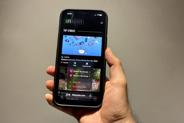 I Have a Professional Max iPhone, and iOS 26 Makes It Method Simpler to Use One-Handed