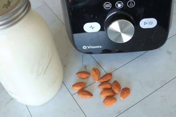 Methods to Make Plant Milk within the Vitamix Ascent X5