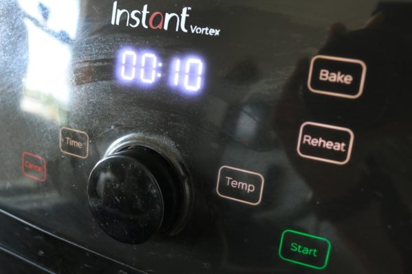 Three Issues I Realized After I Used My Air Fryer Make a Week’s Value of Meals